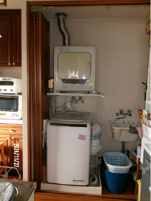 キッチンとランドリーが一体化した家事動線の「時短」リフォーム - Before