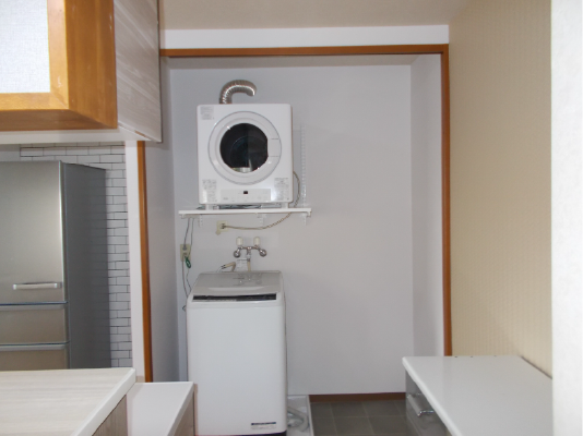 キッチンとランドリーが一体化した家事動線の「時短」リフォーム - After